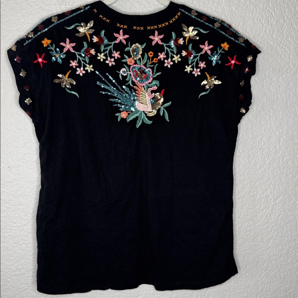 Johnny Was Soha Relaxed Sequin Tee XS Black Embroidered - Picture 7 of 8